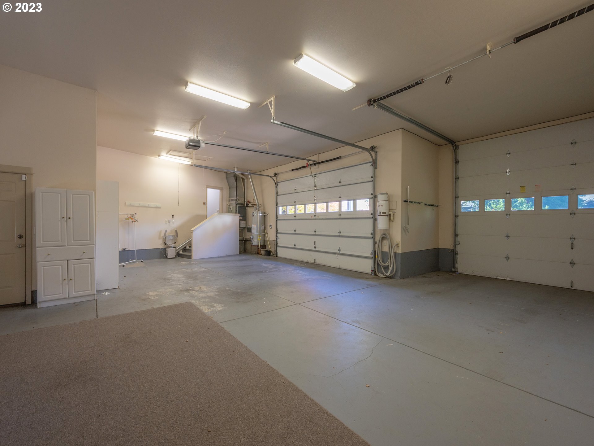 3384 Lakeside Drive Eugene, OR 97401 - Photo 44 of 48 a view of empty room