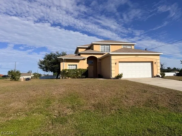 $2,025 | 360 Southwest 24th Place, Cape Coral, FL 33991