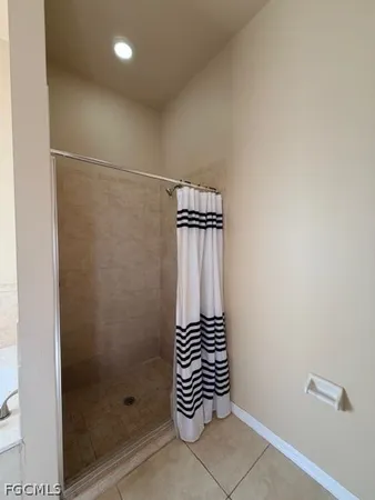 $2,025 | 360 Southwest 24th Place, Cape Coral, FL 33991