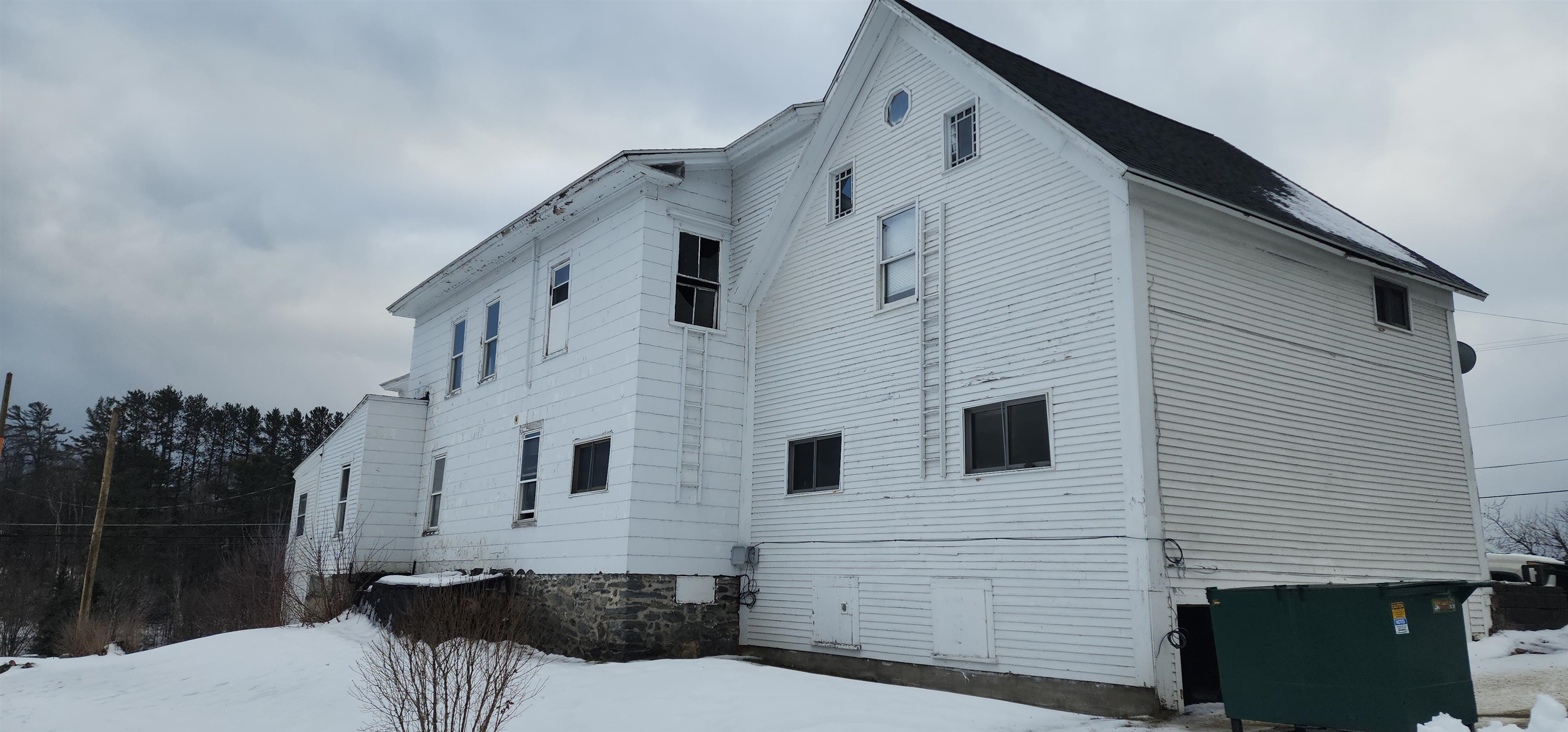 6 Highland Street Whitefield, NH 03598 - Photo 4 of 5