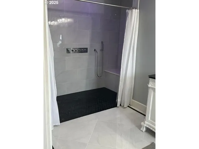 $649,500 | 711 1st Street, Brookings, OR 97415