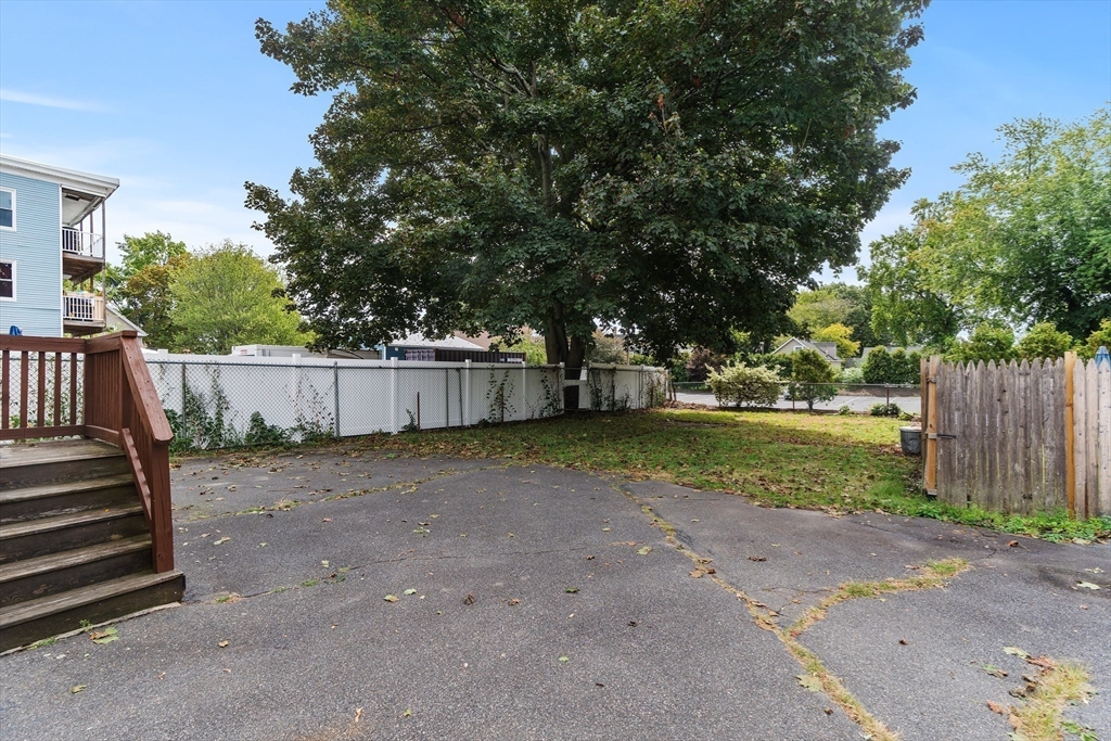 80 Walnut Street Lynn, MA 01905 - Photo 3 of 11