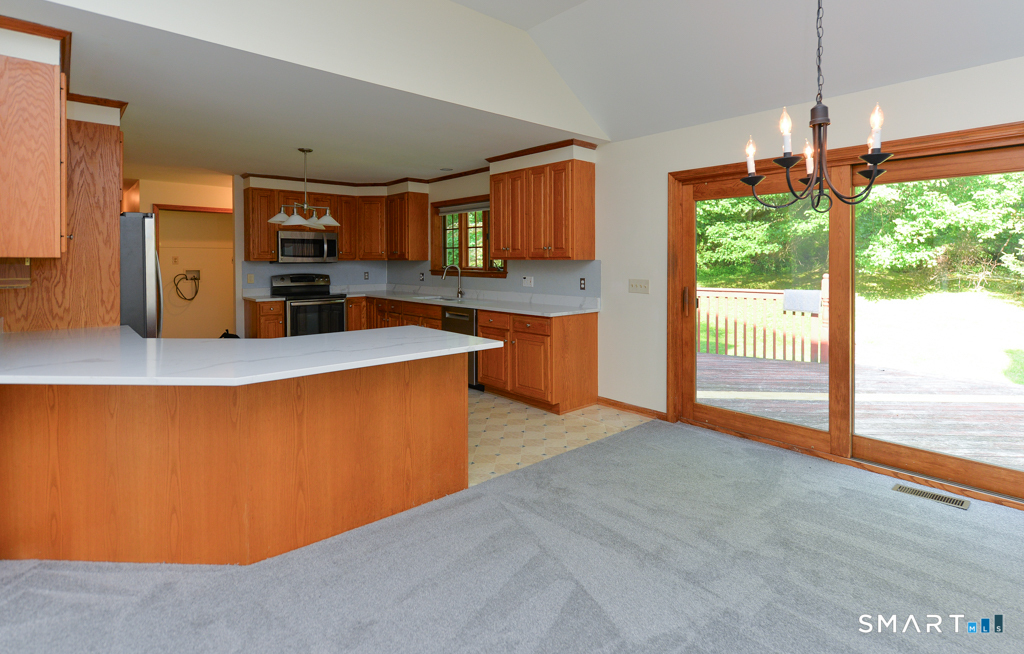 53 Holbrook Road Seymour, CT 06483 - Photo 8 of 23