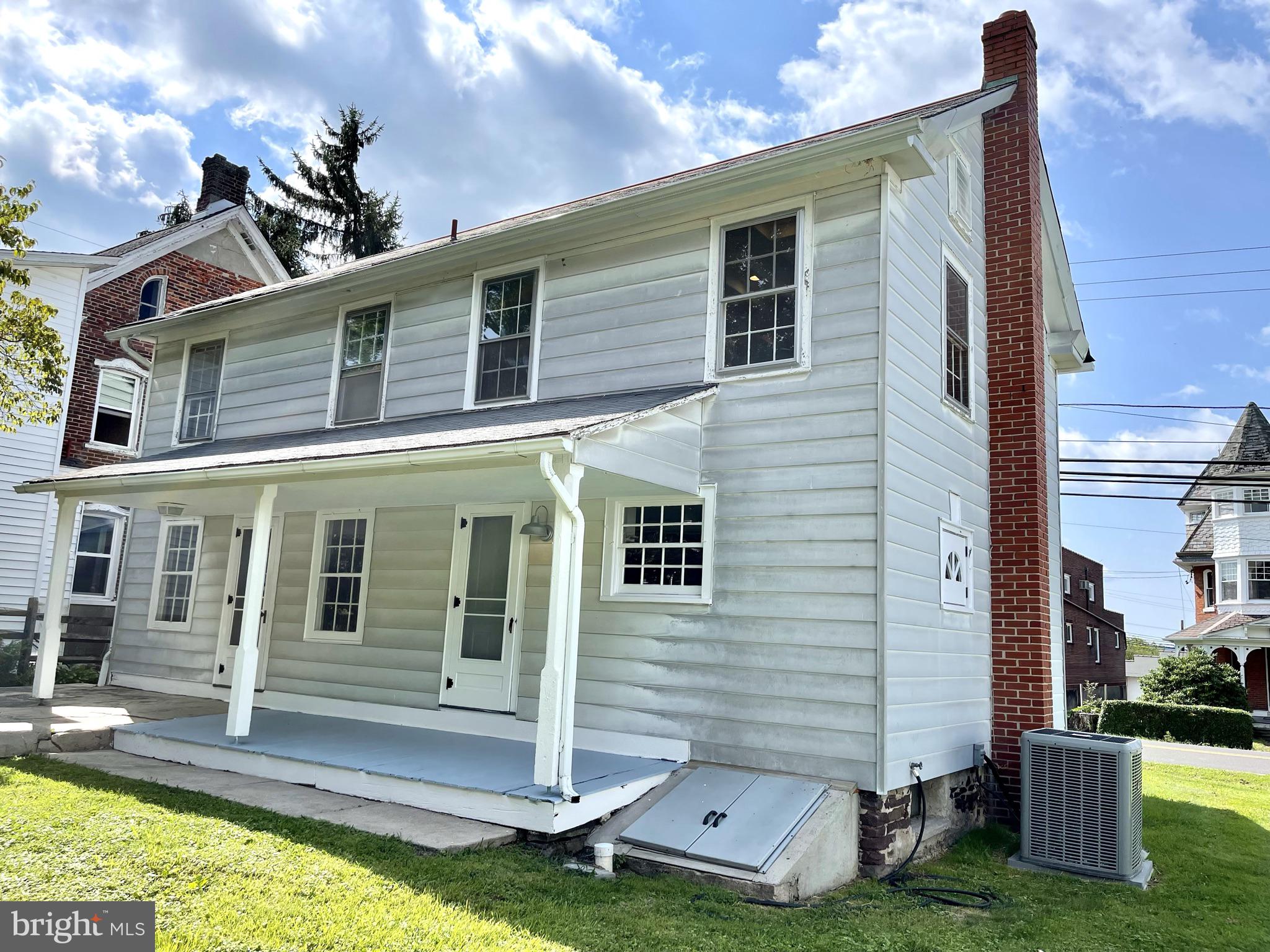 3103 Bedminster Road Ottsville, PA 18942 - Photo 3 of 31 Back left of the home
