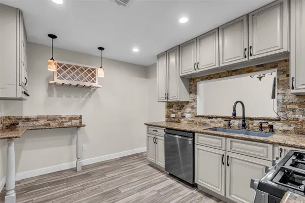$230,000 | 4342 Hialeah Drive, Pasadena, TX 77503
