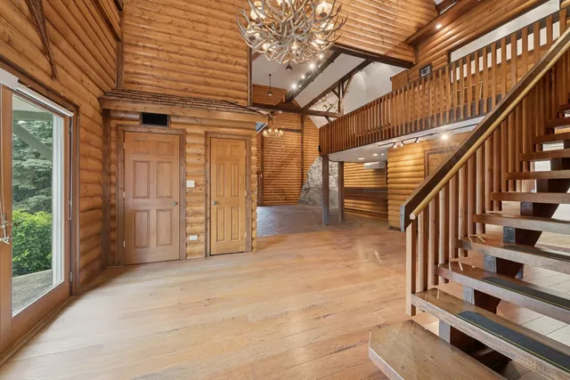 $1,950,000 | 153 Algonquin Road, Barrington Hills, IL 60010