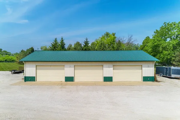 $1,950,000 | 153 Algonquin Road, Barrington Hills, IL 60010