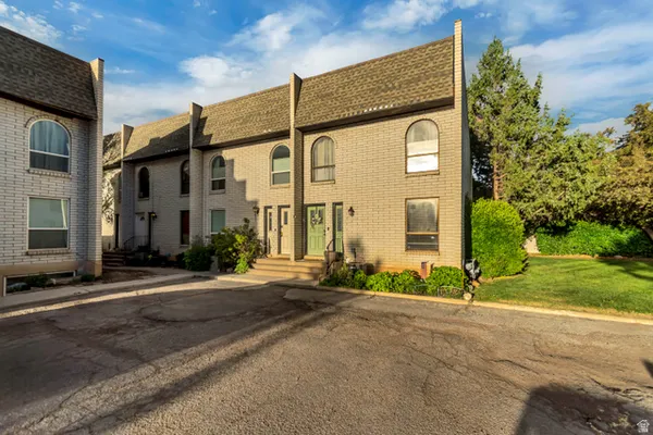 $260,000 | 1554 Monroe Boulevard, Unit C2, Ogden, UT 84404