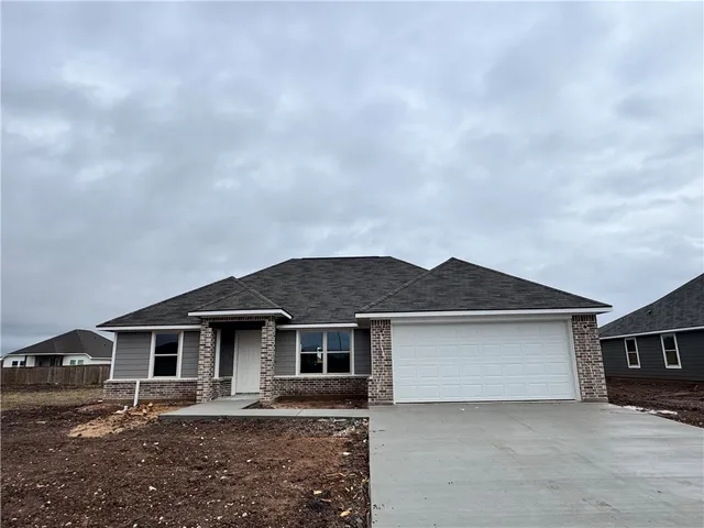 $283,000 | 125 Cotton Cove, Snook, TX 77879