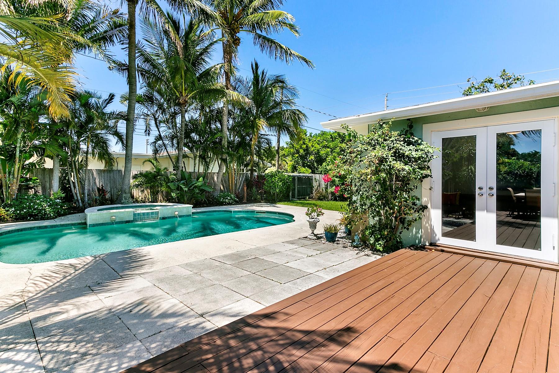 311 Ellamar Road West Palm Beach, FL 33405 - Photo 19 of 40 Deck+Pool_web