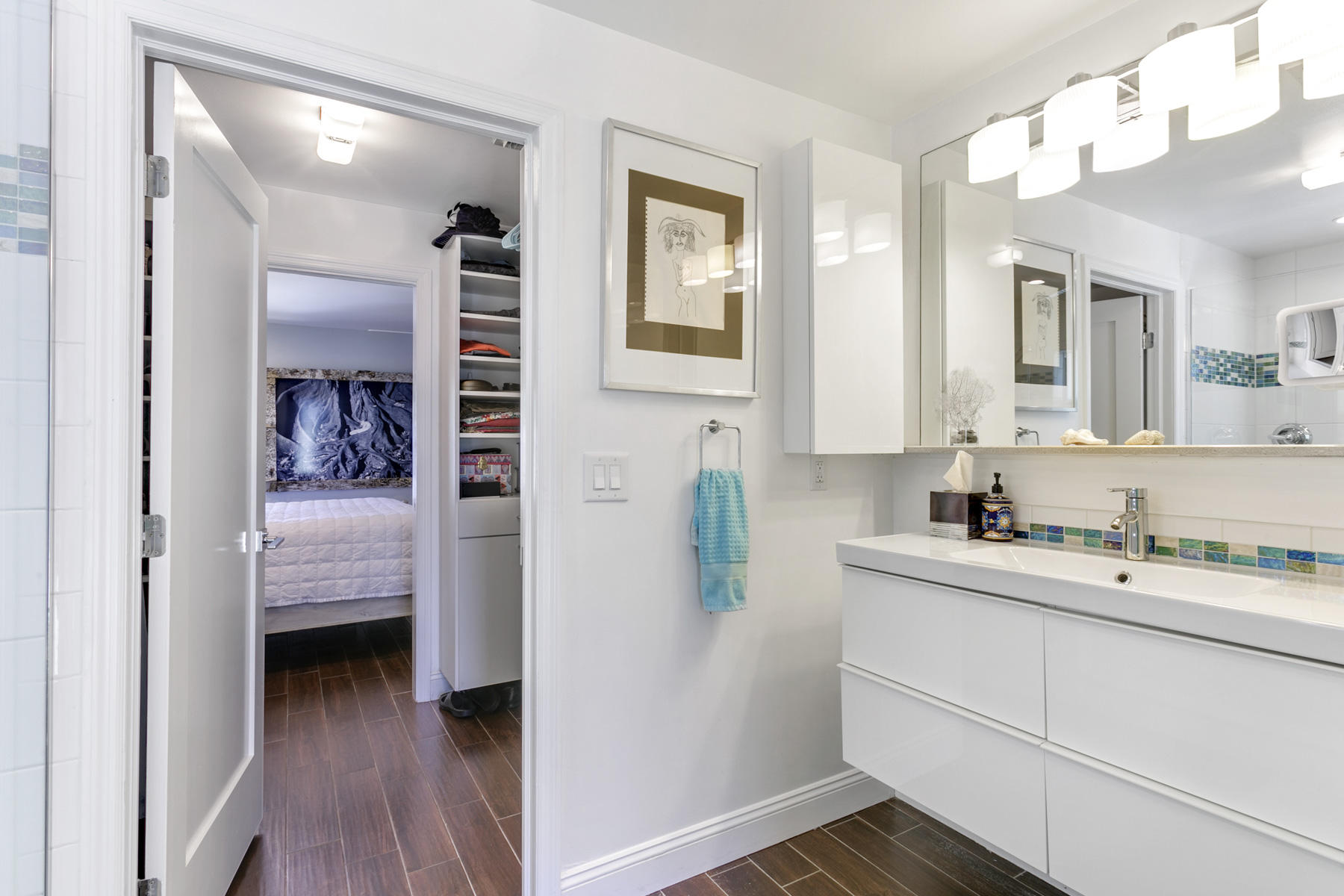 311 Ellamar Road West Palm Beach, FL 33405 - Photo 26 of 40 Master Bathroom