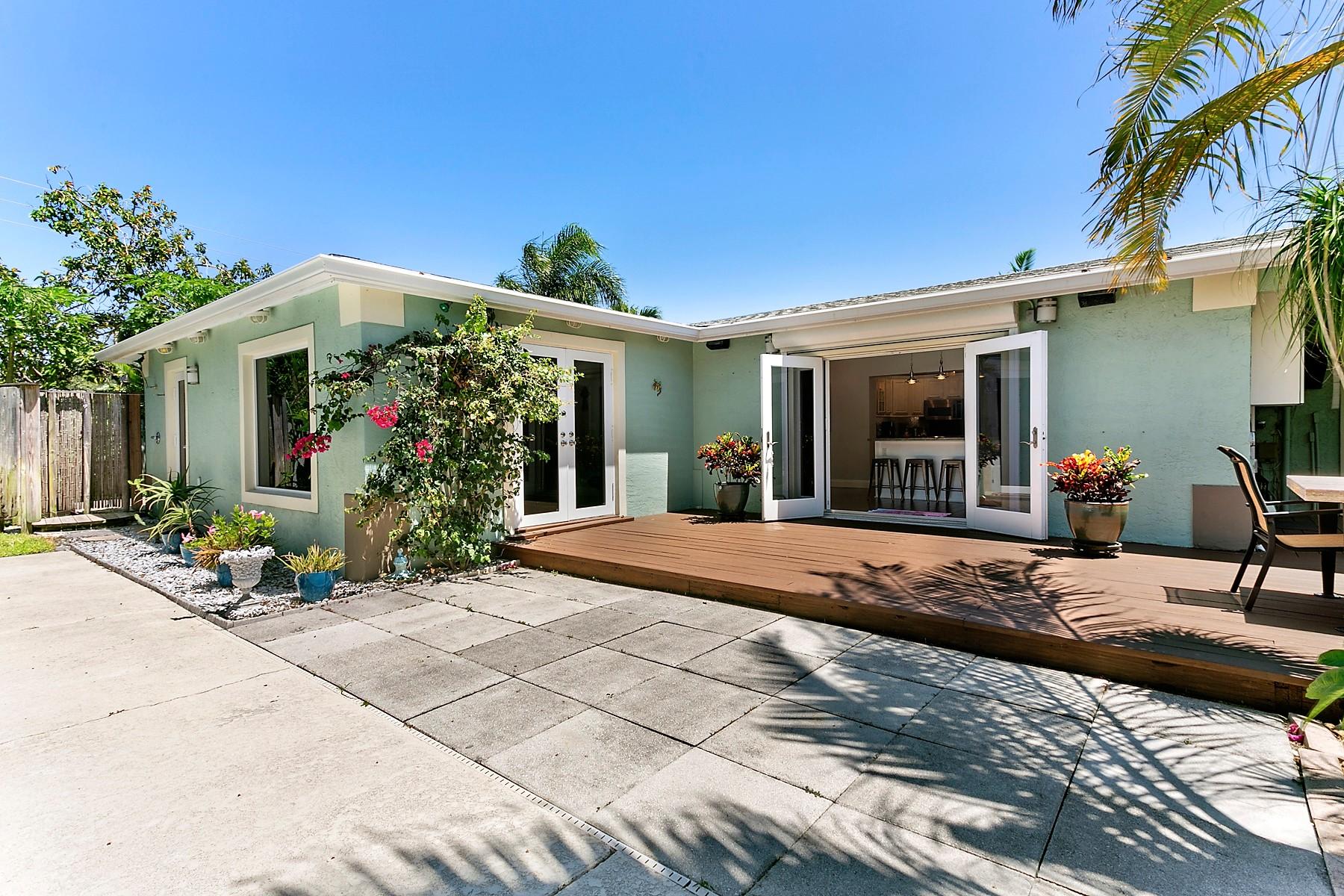 311 Ellamar Road West Palm Beach, FL 33405 - Photo 29 of 40 Patio 2_web
