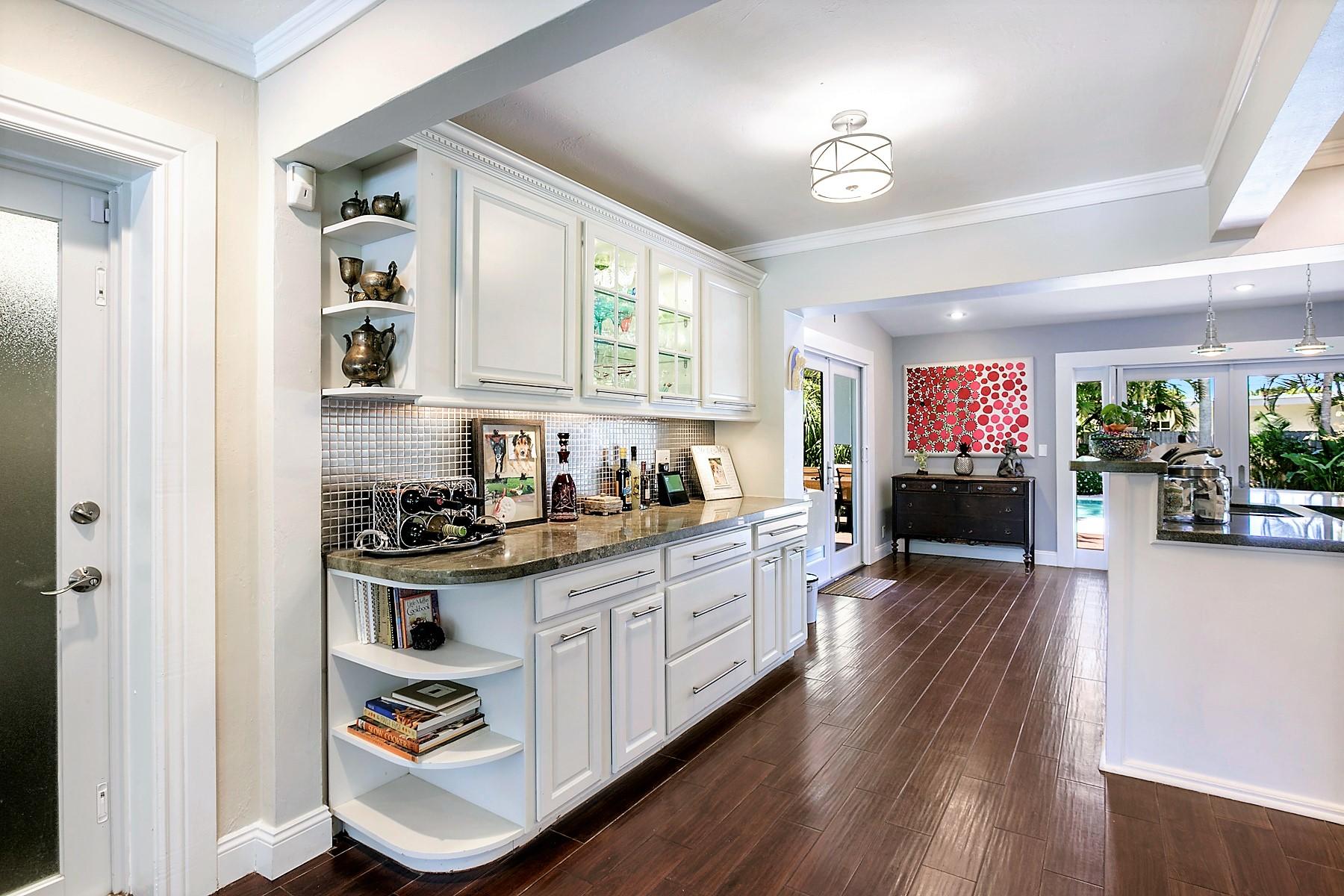 311 Ellamar Road West Palm Beach, FL 33405 - Photo 4 of 40 Kitchen_web