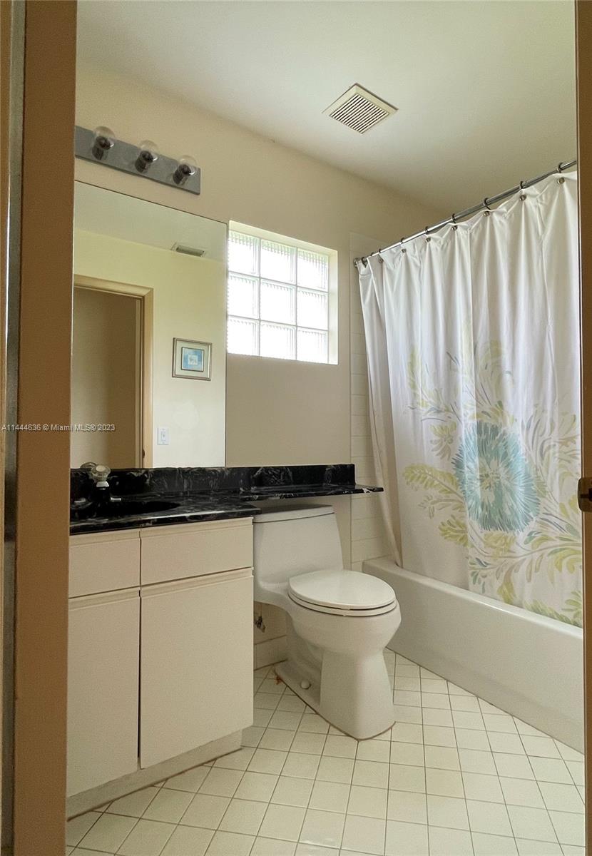 1535 Seabay Road Weston, FL 33326 - Photo 19 of 23 Gallery Image 19