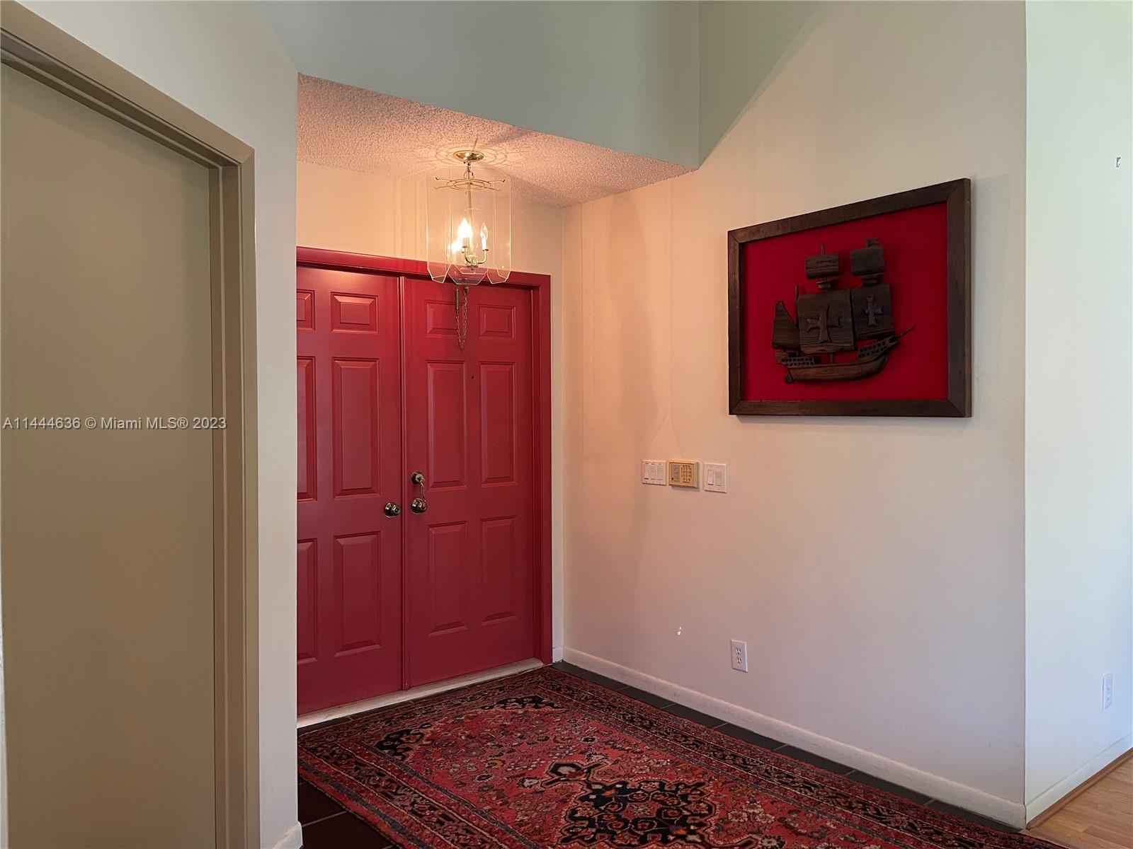 1535 Seabay Road Weston, FL 33326 - Photo 6 of 23 Gallery Image 6