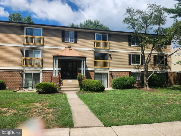 $2,050 | 4300 F Buckman Road, Unit 29/08F, Alexandria, VA 22309