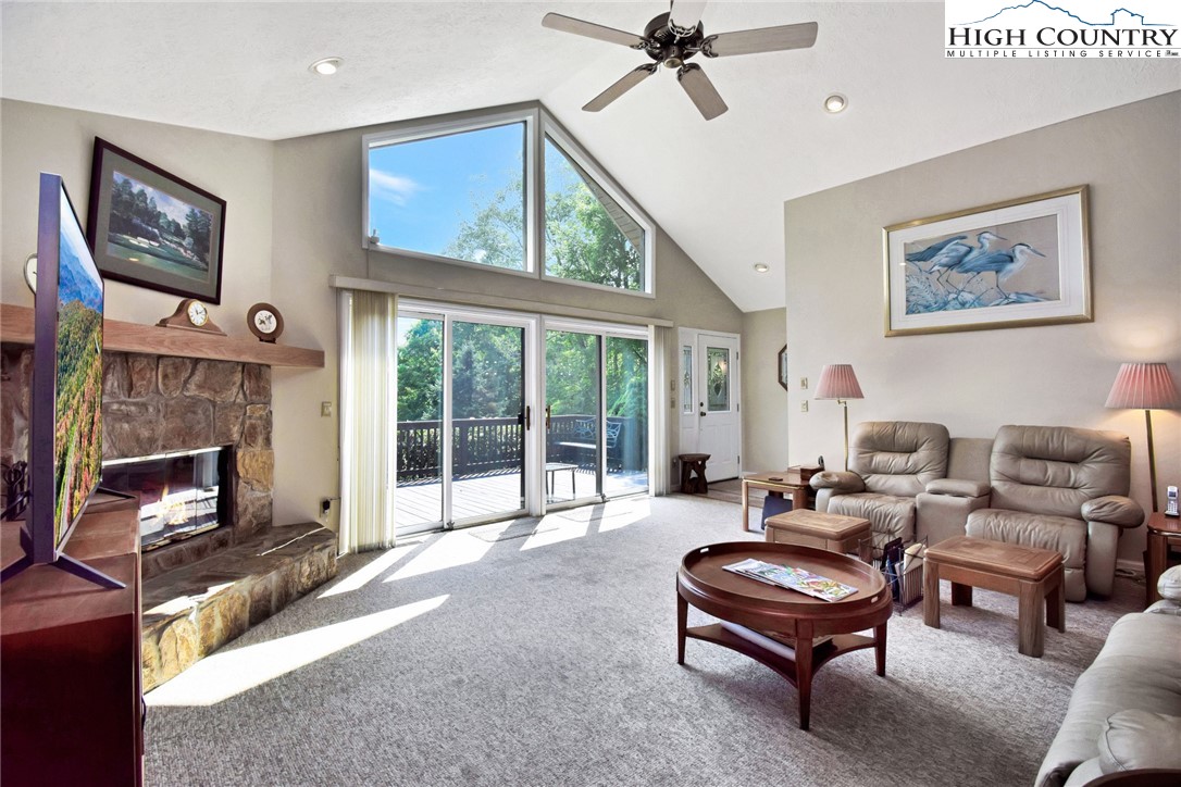 313 Ridgeview Road Sugar Mountain, NC 28604 - Photo 7 of 34 Gallery Image 7