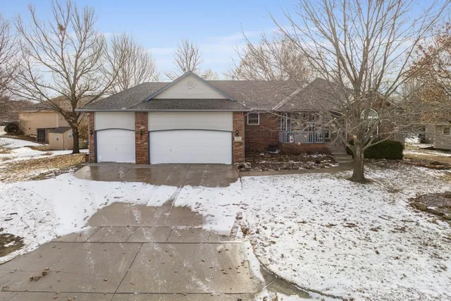$325,000 | 2484 North Parkridge Street, Wichita, KS 67205