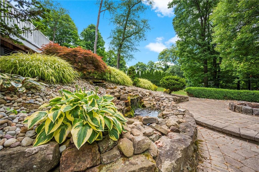 2996 Mercer West Middlesex Road West Middlesex, PA 16159 - Photo 14 of 48 a backyard of a house with lots of green space