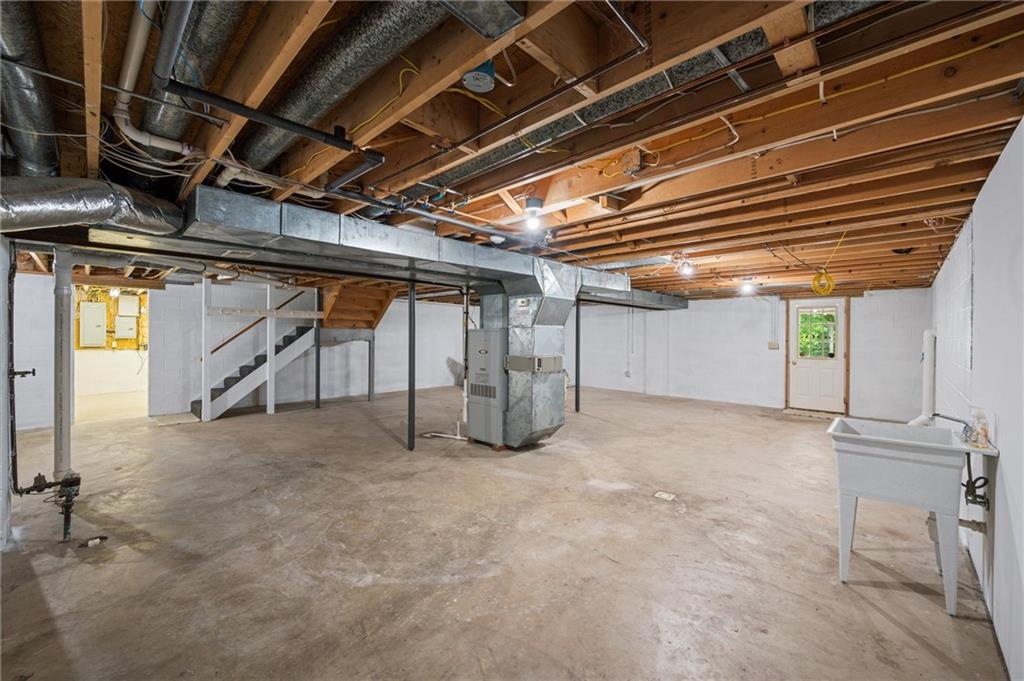 2996 Mercer West Middlesex Road West Middlesex, PA 16159 - Photo 45 of 48 a view of empty room