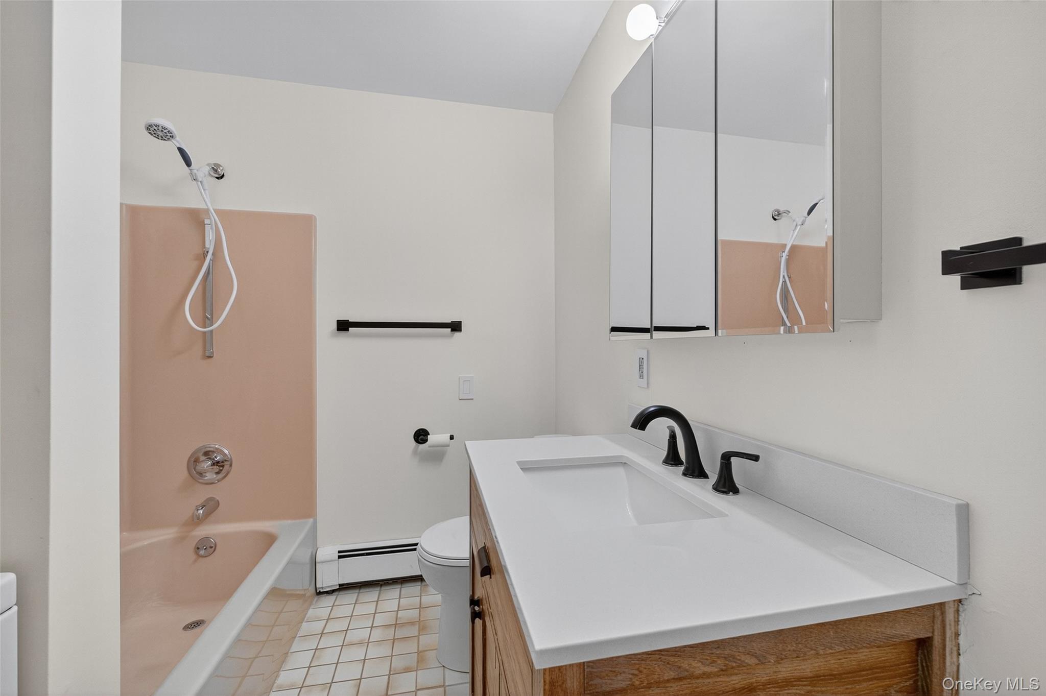 97 Friendly Road Mahopac, NY 10541 - Photo 37 of 49 Full bath in accessory apartment