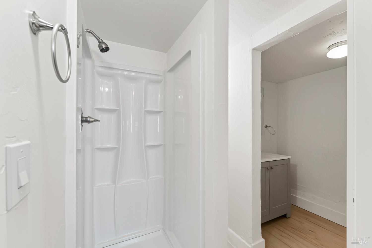 1402 Rice Street Vallejo, CA 94590 - Photo 37 of 55 a bathroom with a shower