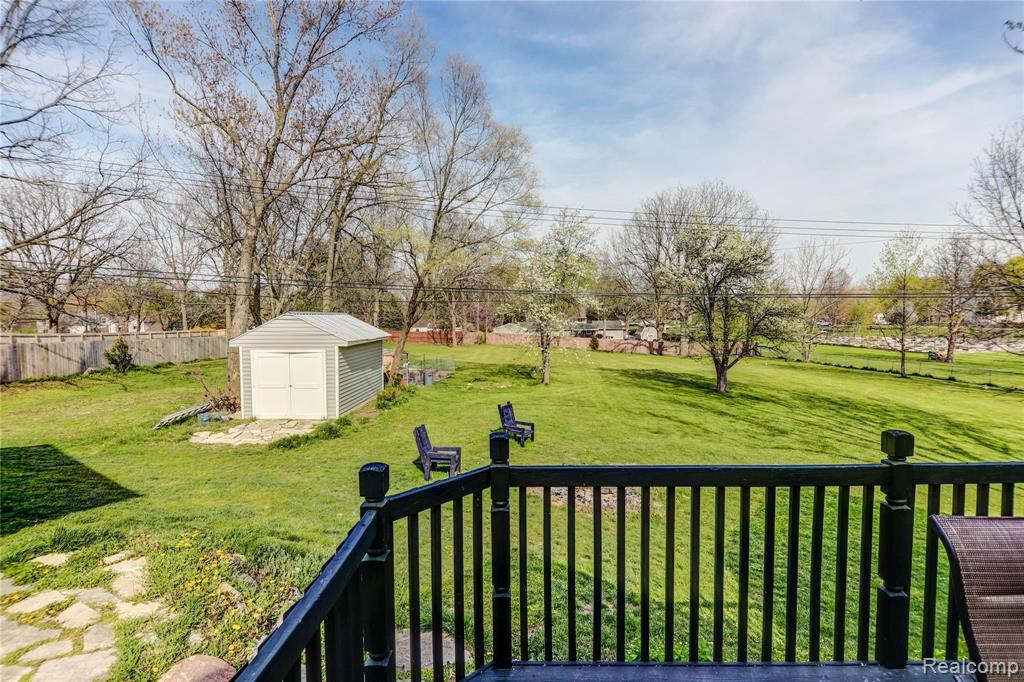 2525 Norton Lawn Rochester Hills, MI 48307 - Photo 27 of 29