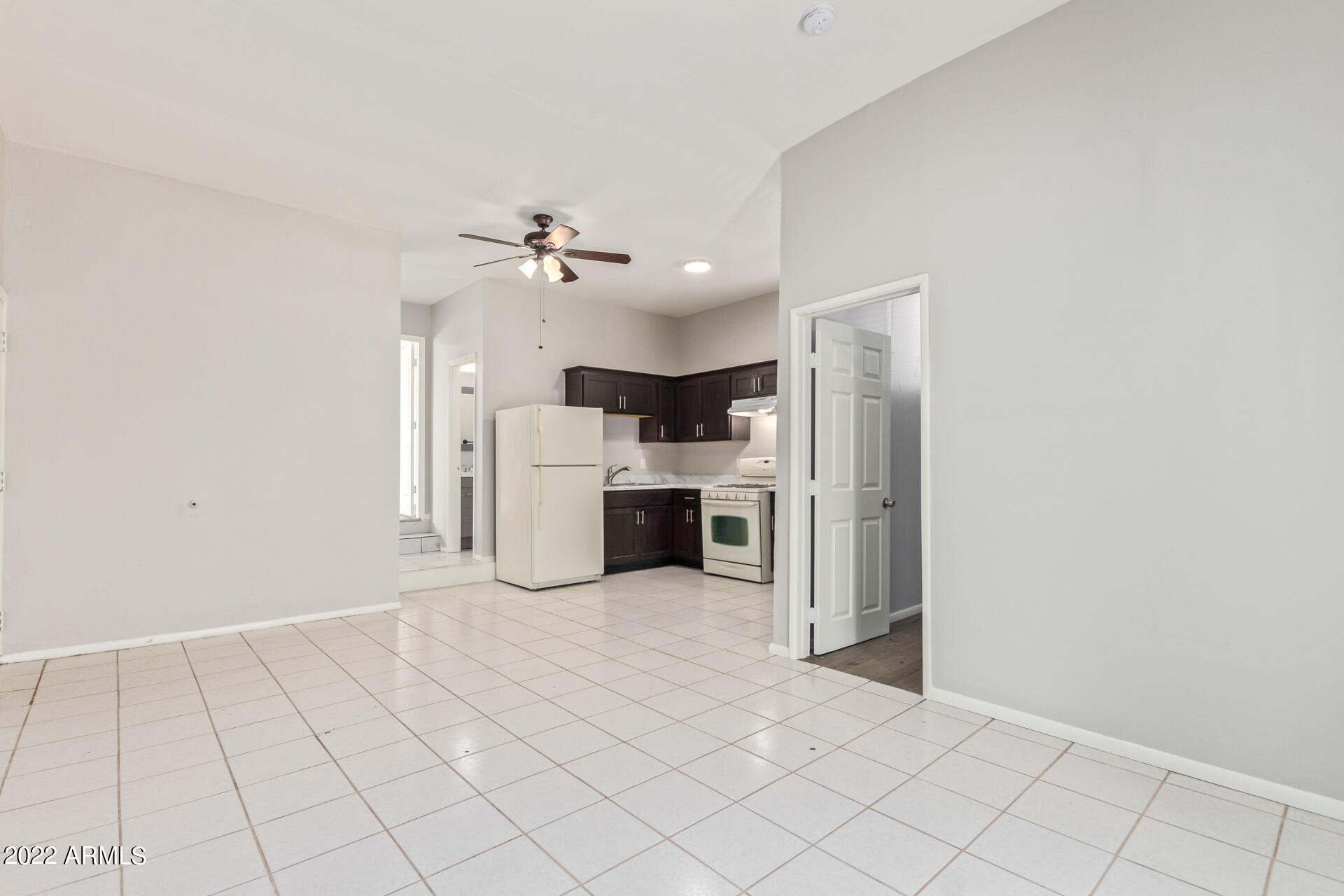 30 West Fremont Rd. Phoenix, AZ 85041 - Photo 19 of 40 18- Fremont