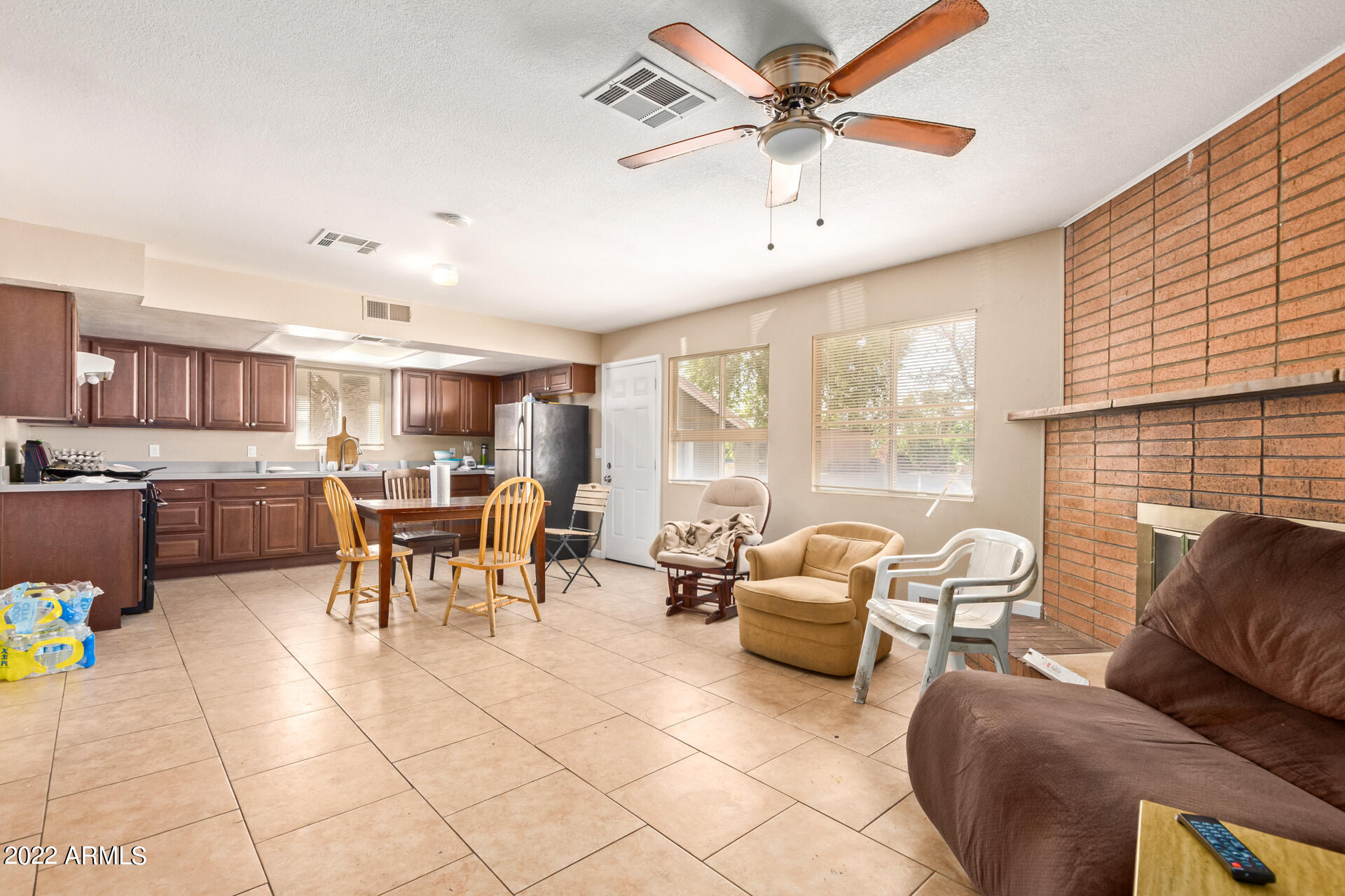 30 West Fremont Rd. Phoenix, AZ 85041 - Photo 4 of 40 05- Fremont