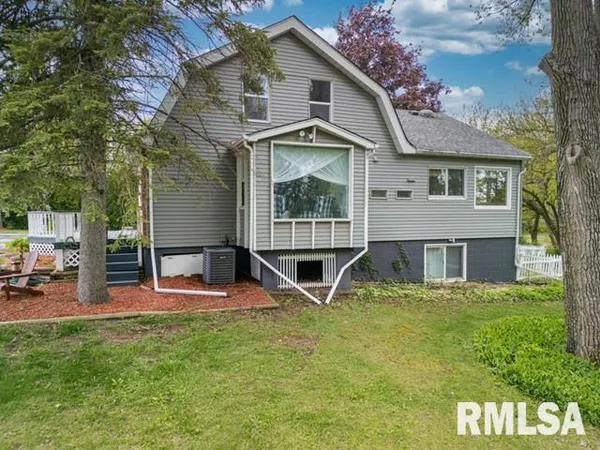 $250,000 | 14509 North Centerville Road, Edelstein, IL 61526