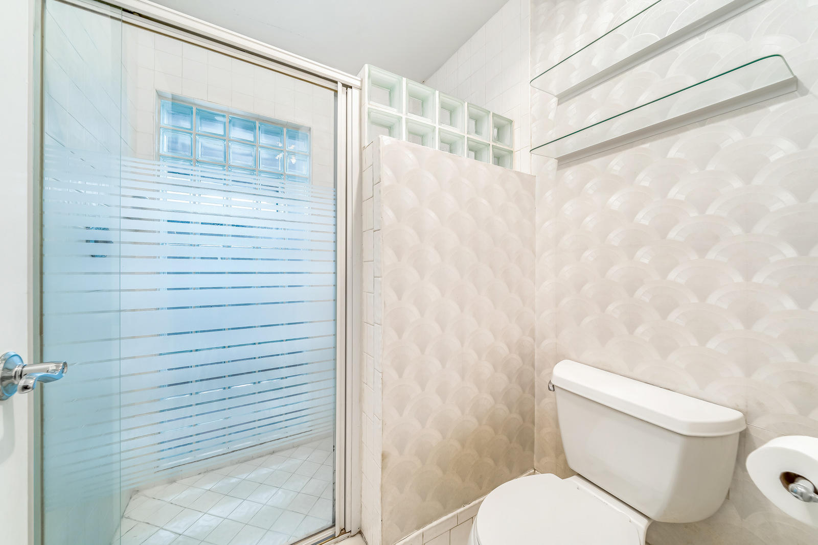 7430 Chablis Court Boca Raton, FL 33433 - Photo 33 of 47 Master Bath(down)