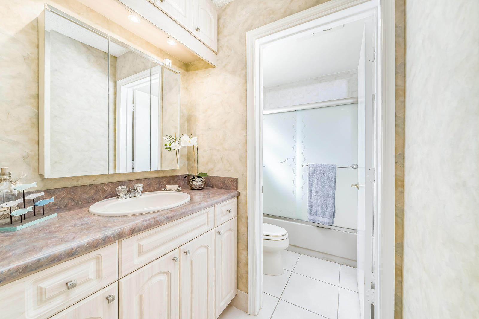 7430 Chablis Court Boca Raton, FL 33433 - Photo 42 of 47 Master Bath(upstairs)