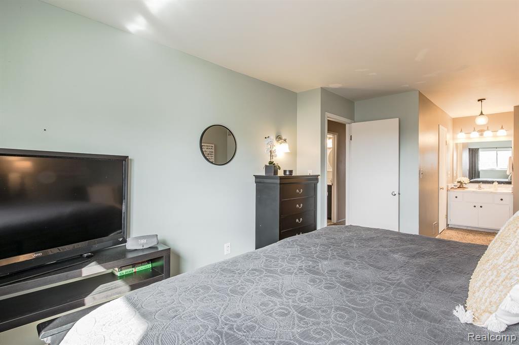 141 Stratford Lane Rochester Hills, MI 48309 - Photo 20 of 37