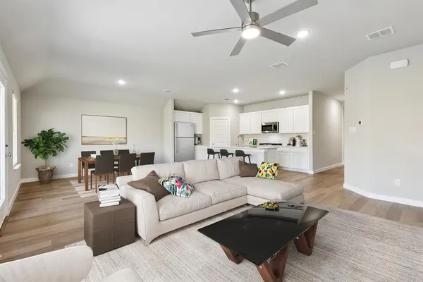 $326,990 | 1169 Little Hls Way, Lavon, TX 75166