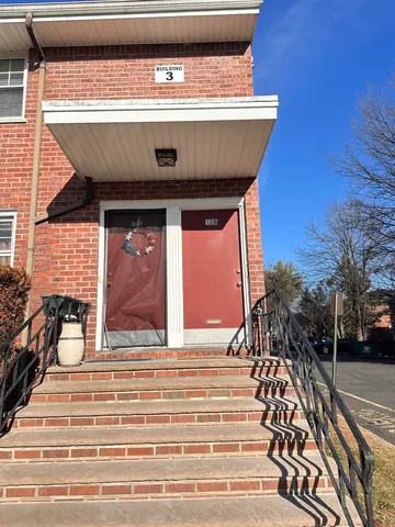 $1,850 | 241 West Passaic Street, Unit 12B, Rochelle Park, NJ 07662