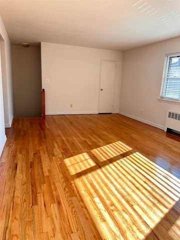 $1,850 | 241 West Passaic Street, Unit 12B, Rochelle Park, NJ 07662