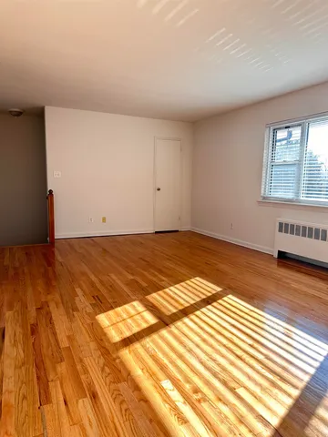 $1,850 | 241 West Passaic Street, Unit 12B, Rochelle Park, NJ 07662