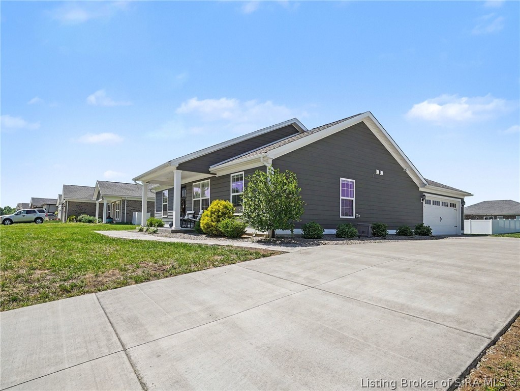 6619 Sunset Loop Charlestown, IN 47111 - Photo 3 of 28