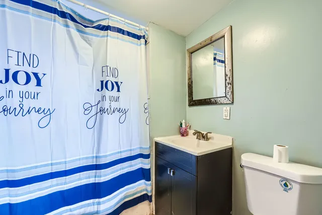 $250,000 | 8151 South Bennett Avenue, Chicago, IL 60617