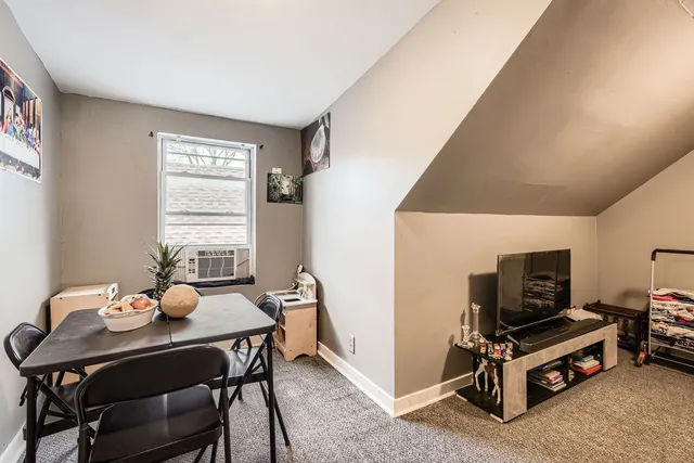 $250,000 | 8151 South Bennett Avenue, Chicago, IL 60617