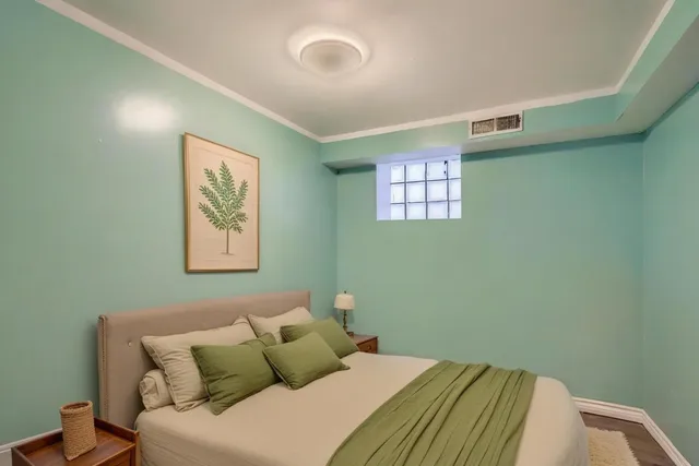 $250,000 | 8151 South Bennett Avenue, Chicago, IL 60617