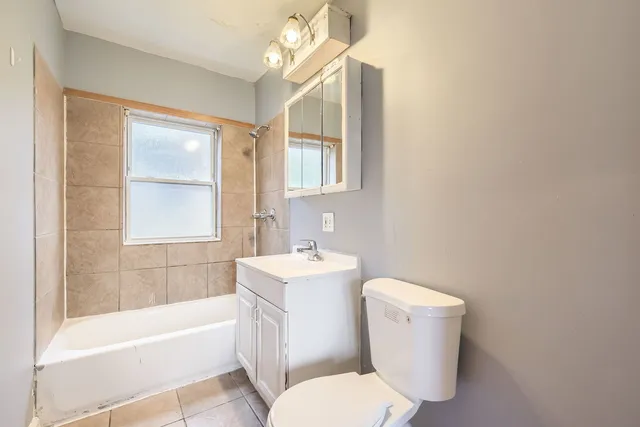 $250,000 | 8151 South Bennett Avenue, Chicago, IL 60617