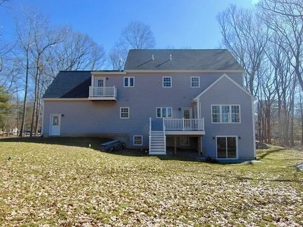 $6,000 | 40 Green Street, Foxboro, MA 02035