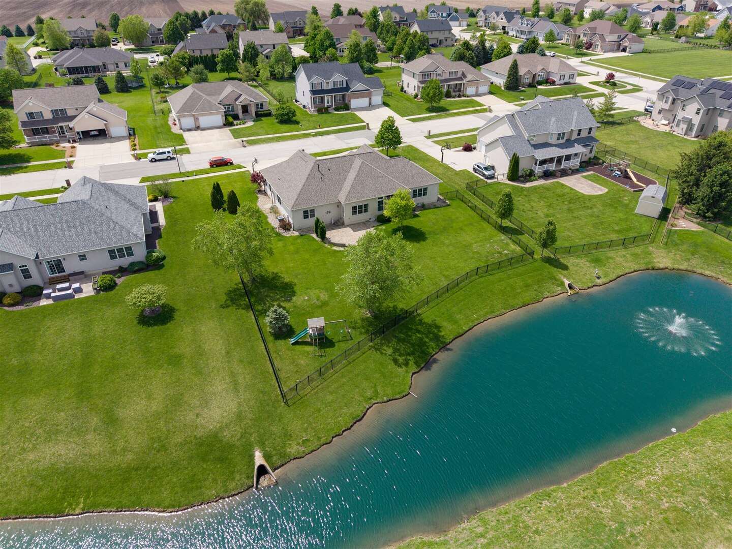 1248 Talon Lane Forsyth, IL 62535 - Photo 61 of 67 an aerial view of a house with a garden