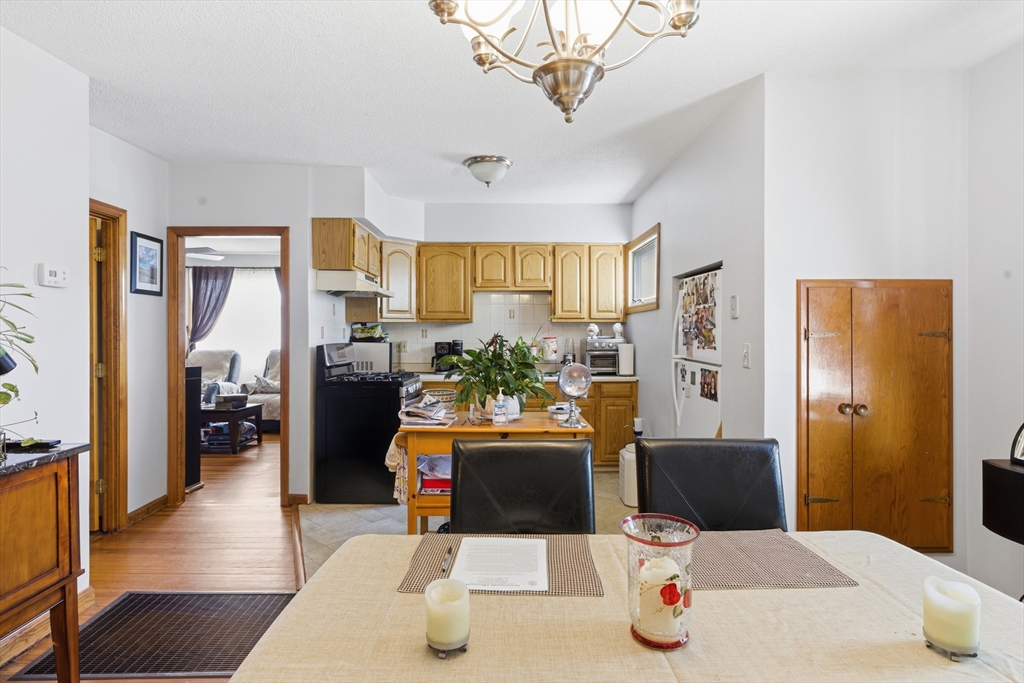 442 Hope Street Fall River, MA 02721 - Photo 6 of 34