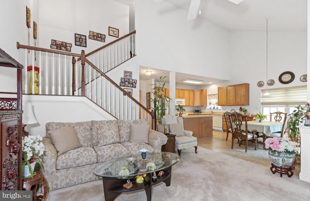 71 Devalinder Drive Newark, DE 19702 - Photo 3 of 21