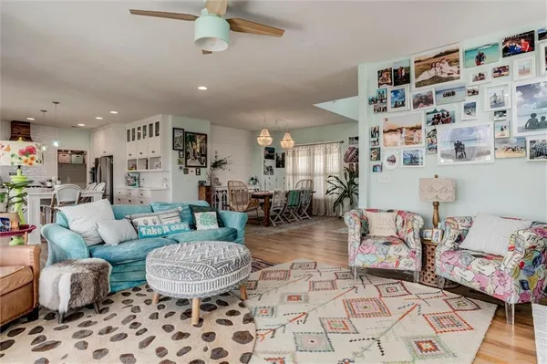 $649,000 | 3009 Southwest Arthur Drive, Lee's Summit, MO 64082