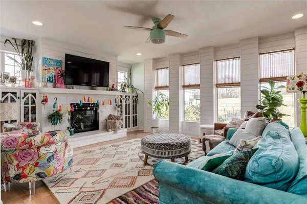 $649,000 | 3009 Southwest Arthur Drive, Lee's Summit, MO 64082