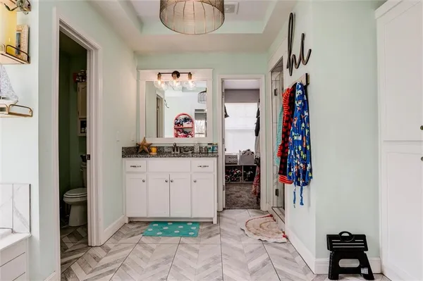 $649,000 | 3009 Southwest Arthur Drive, Lee's Summit, MO 64082