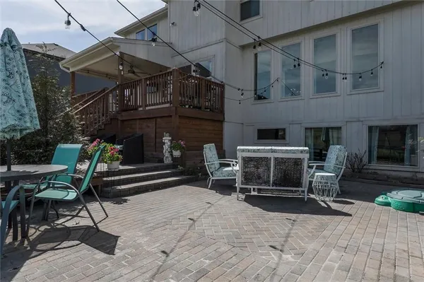 $649,000 | 3009 Southwest Arthur Drive, Lee's Summit, MO 64082